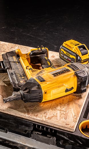 Kategoria Zestawy narzędzi akumulatorowych