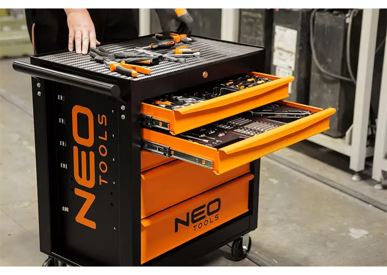 Wózek narzędziowy z wyposażeniem, 117 szt. Neo 84-214-6 | Narzedzia.pl
